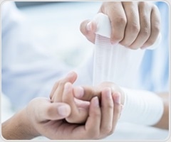 Innovative approaches to managing diabetic wounds with smart bioactive dressings