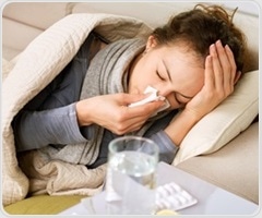 Monitoring airborne fungal spores predicts flu and COVID-19 surges