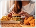 What diet pattern worsens inflammatory bowel disease?