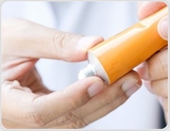 New skin-permeable polymer delivers insulin without needles