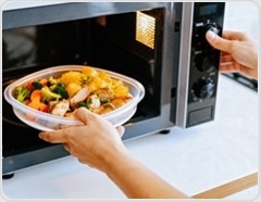 Does microwave cooking destroy nutrients? What science shows