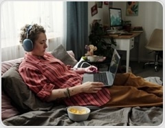 Swapping passive screen time with mental activity may cut dementia risk