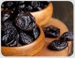 Trial finds prunes do not outperform calcium and vitamin D for male bone density