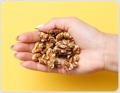How much do nuts matter for blood pressure? This study points to about a handful a day