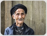 A striking immune cell pattern emerges around a person’s 100th birthday